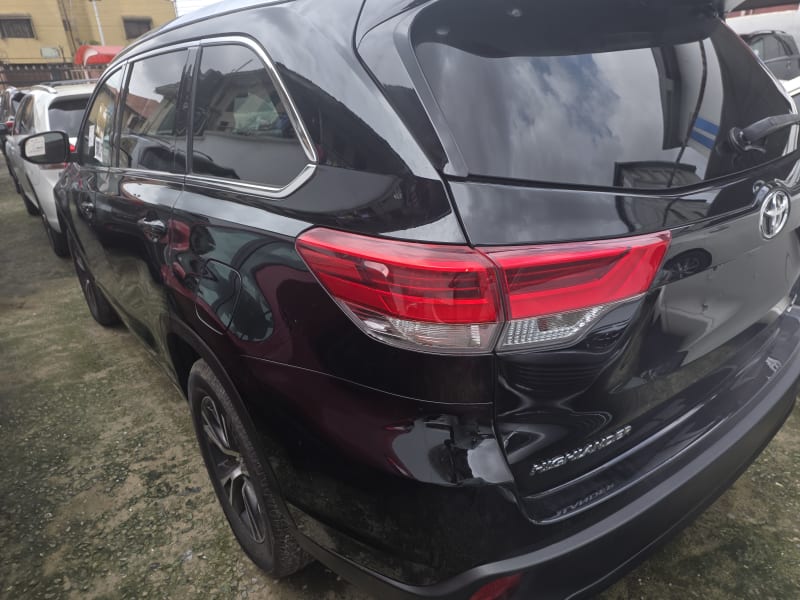 TOYOTA Highlander XLE Shomolu