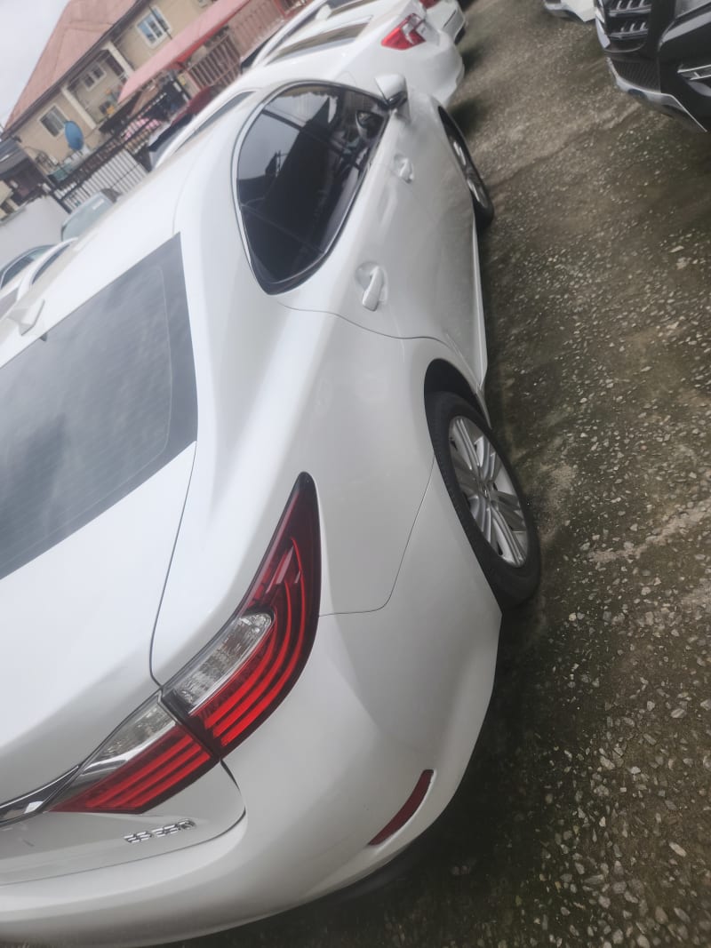LEXUS ES 350 Shomolu