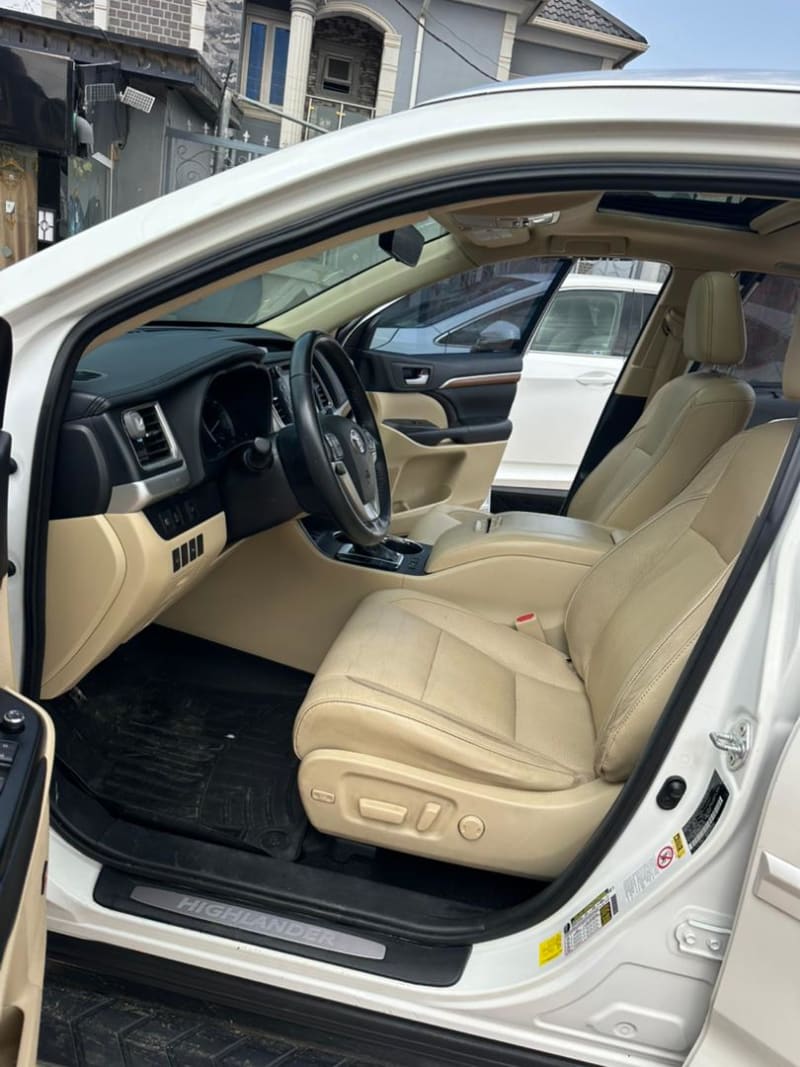 TOYOTA Highlander Limited Shomolu