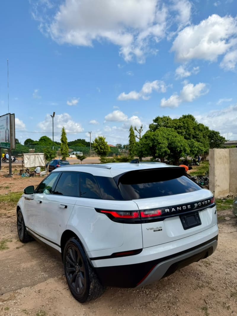 LAND ROVER L-R Range Rover Velar 2.0 184kW P250 AWD AT Kaduna North