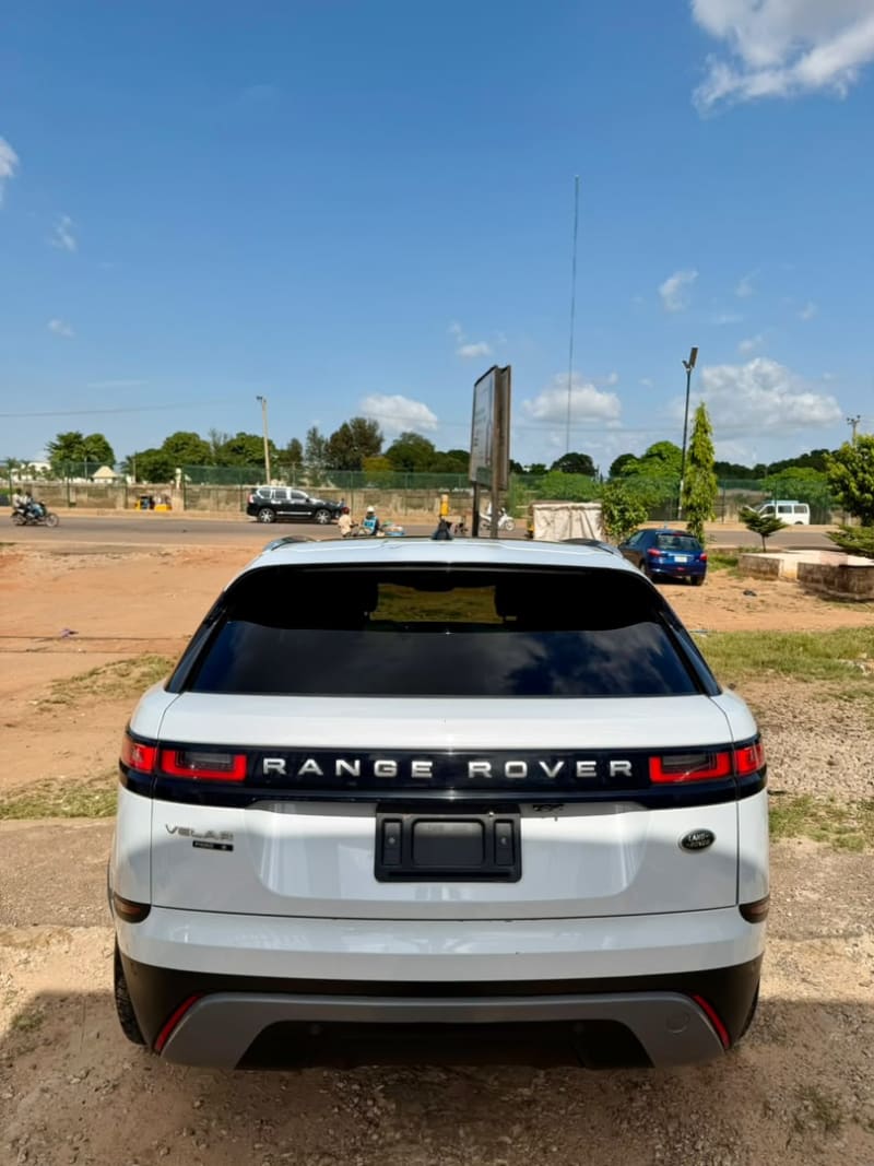 LAND ROVER L-R Range Rover Velar 2.0 184kW P250 AWD AT Kaduna North
