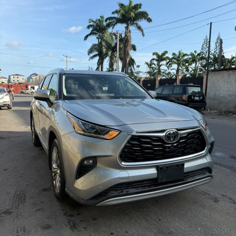 TOYOTA Highlander Platinum Shomolu