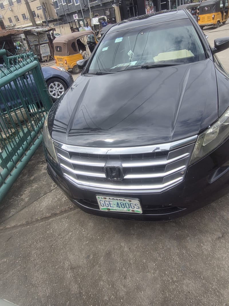 HONDA Crosstour EX-L Shomolu