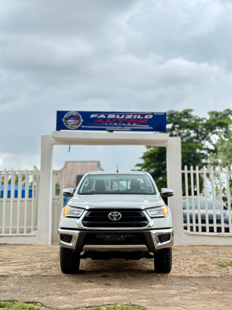 TOYOTA Hilux 2.7 L L4 Kaduna North