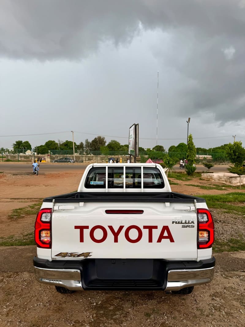 TOYOTA Hilux 2.7 L L4 Kaduna North