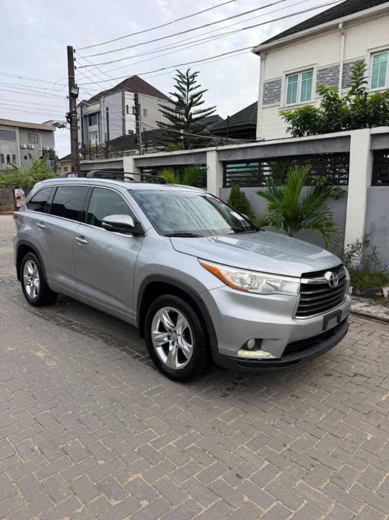 TOYOTA Highlander 3.0 L V6 Amuwo-Odofin