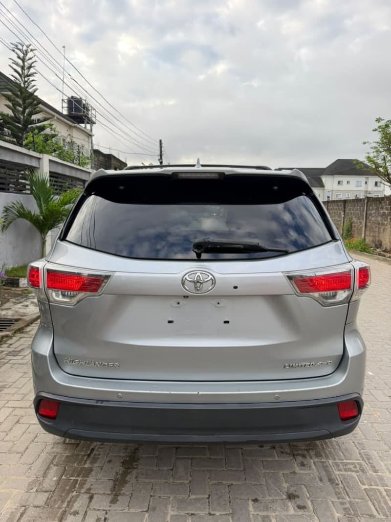 TOYOTA Highlander 3.0 L V6 Amuwo-Odofin