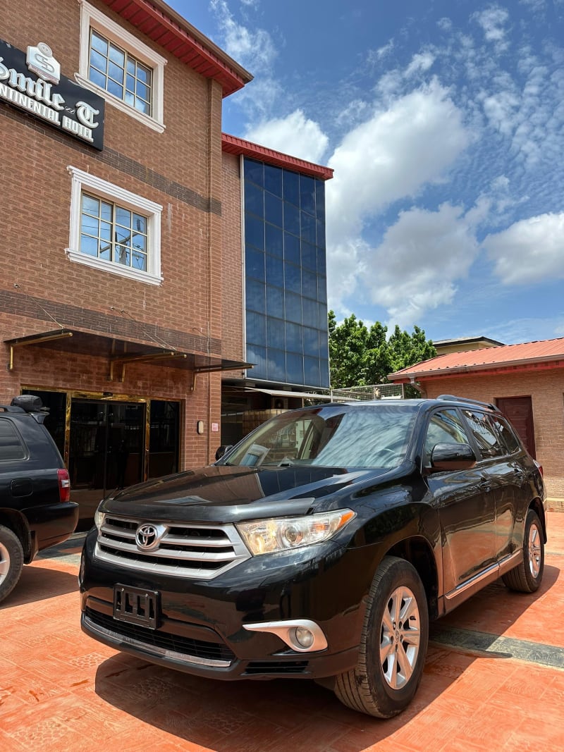 TOYOTA Highlander 3.5 L V6 Ikeja