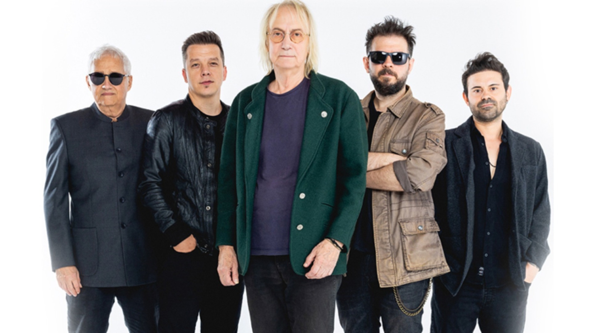 Bulutsuzluk Özlemi Holly Adana'da