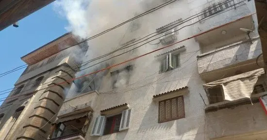 السيطرة على حريق شب فى شقة سكنية بمدينة دمنهور بالبحيرة