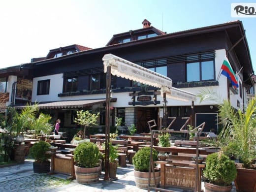 Mehana Momini Dvori