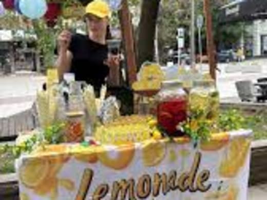 Cafe Lemonade