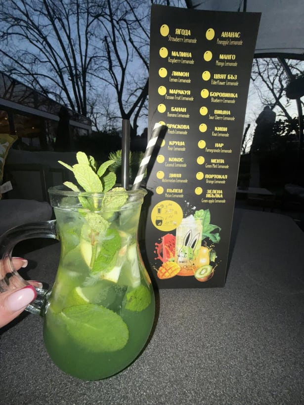 Cafe Lemonade 2