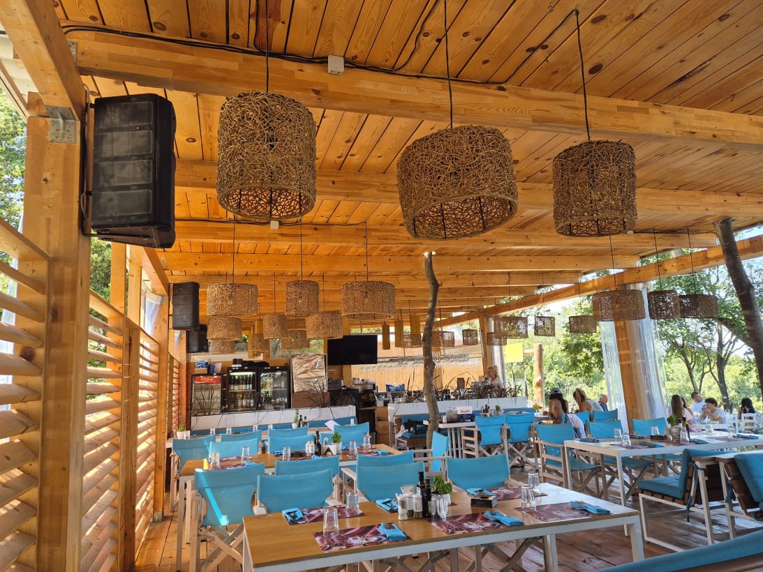 Restaurant RAISKI ZALIV (PARADISE BAY) 5