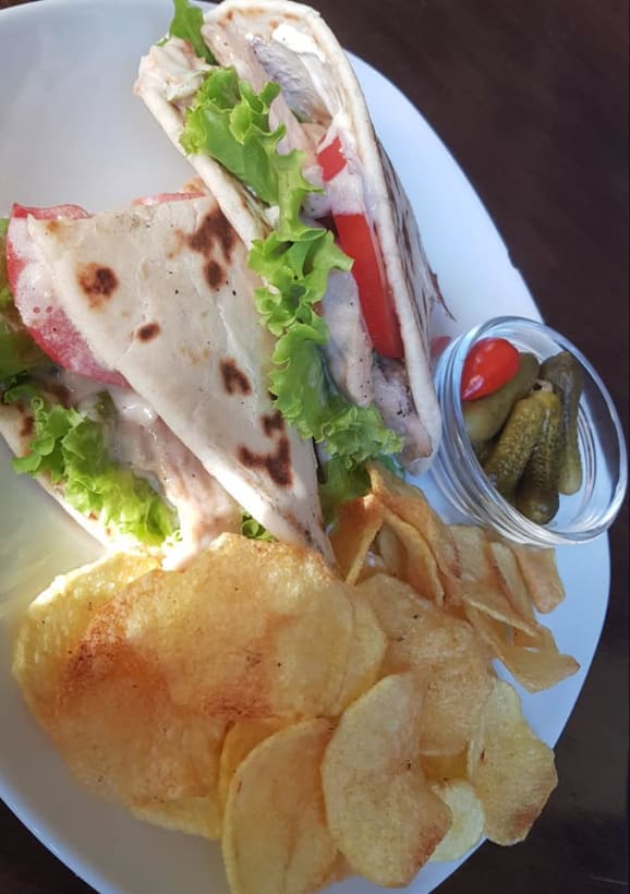 Tabbouleh Bar & Grill 2