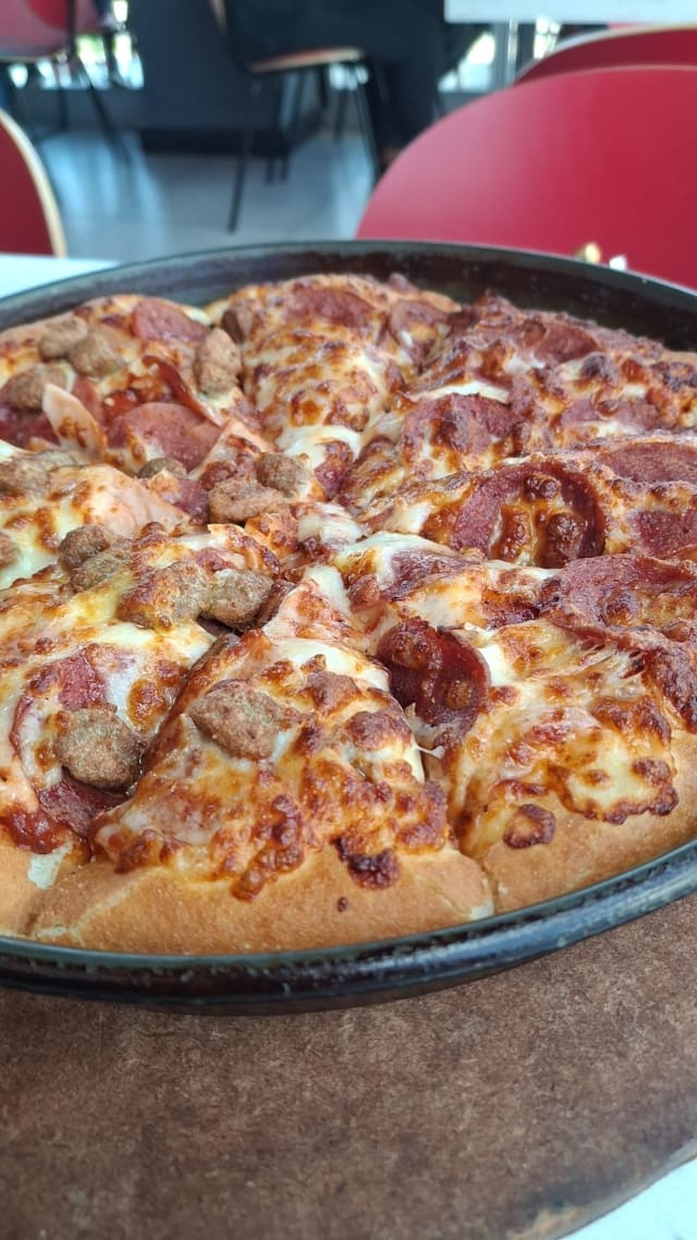 Food at Pizza Hut