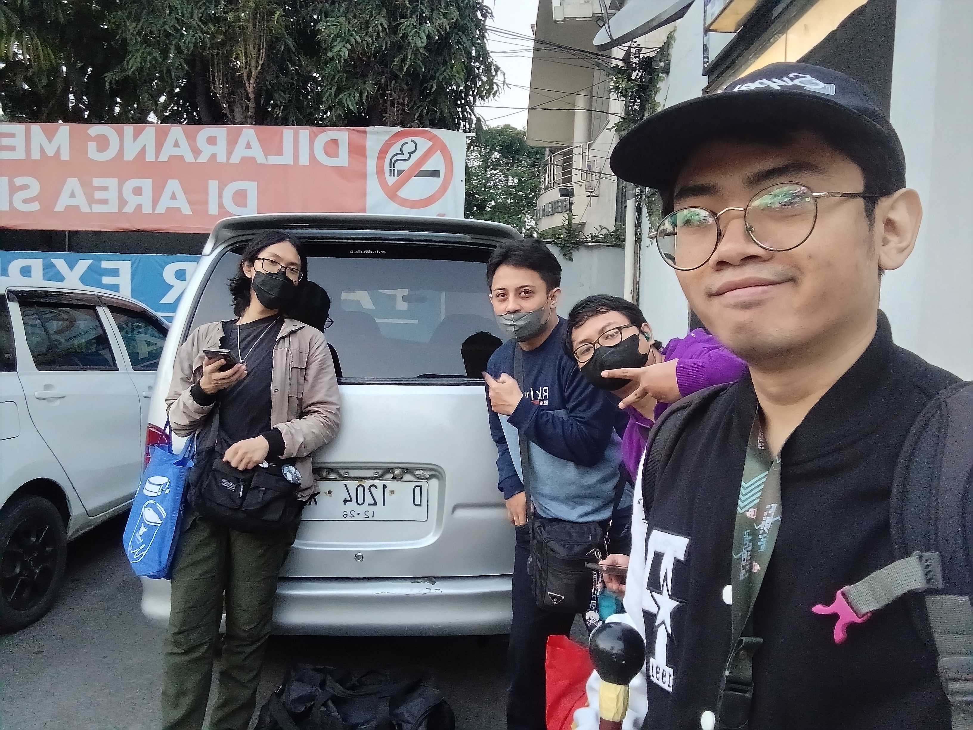 Menunggu jemputan