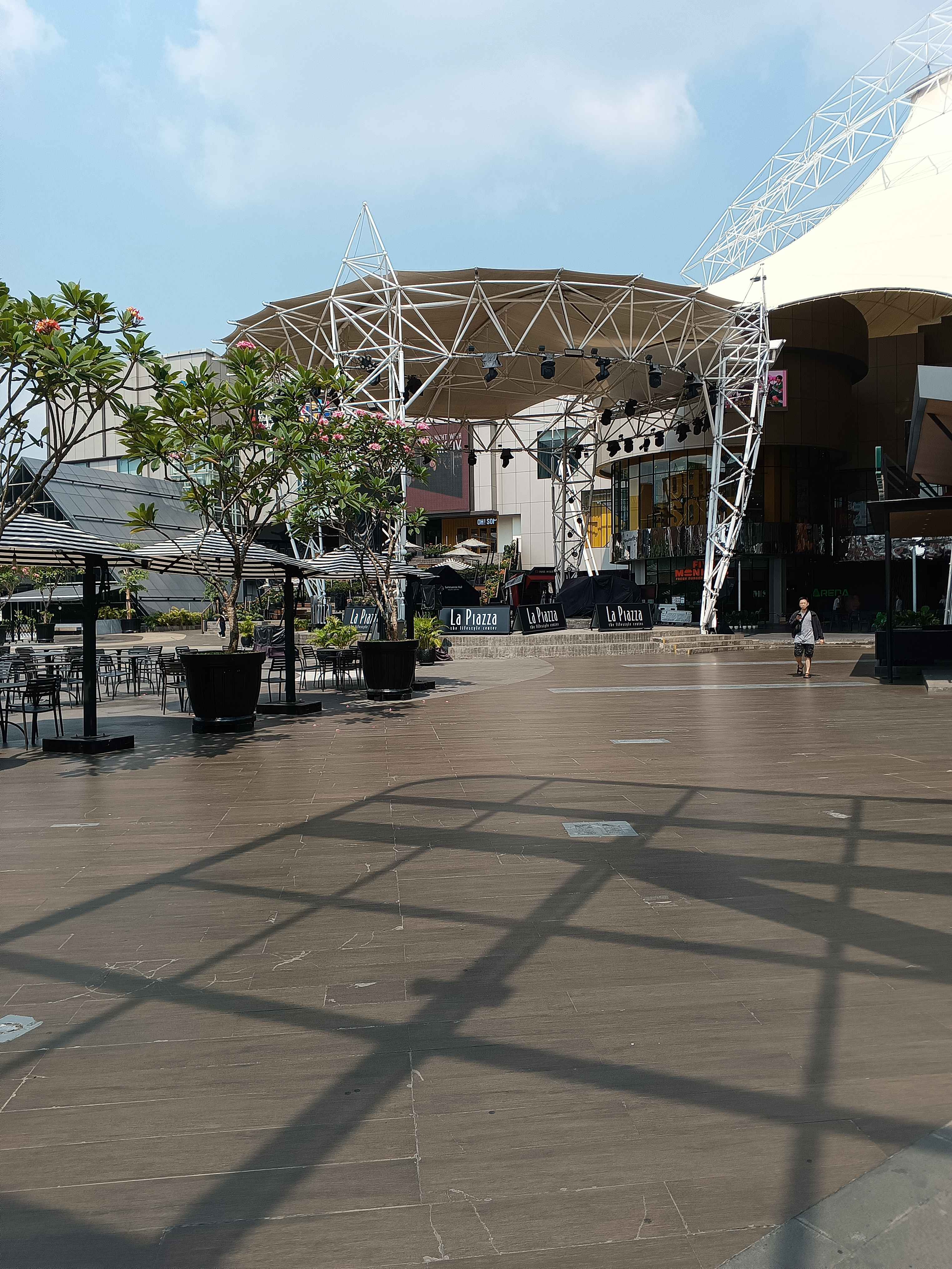 La Piazza