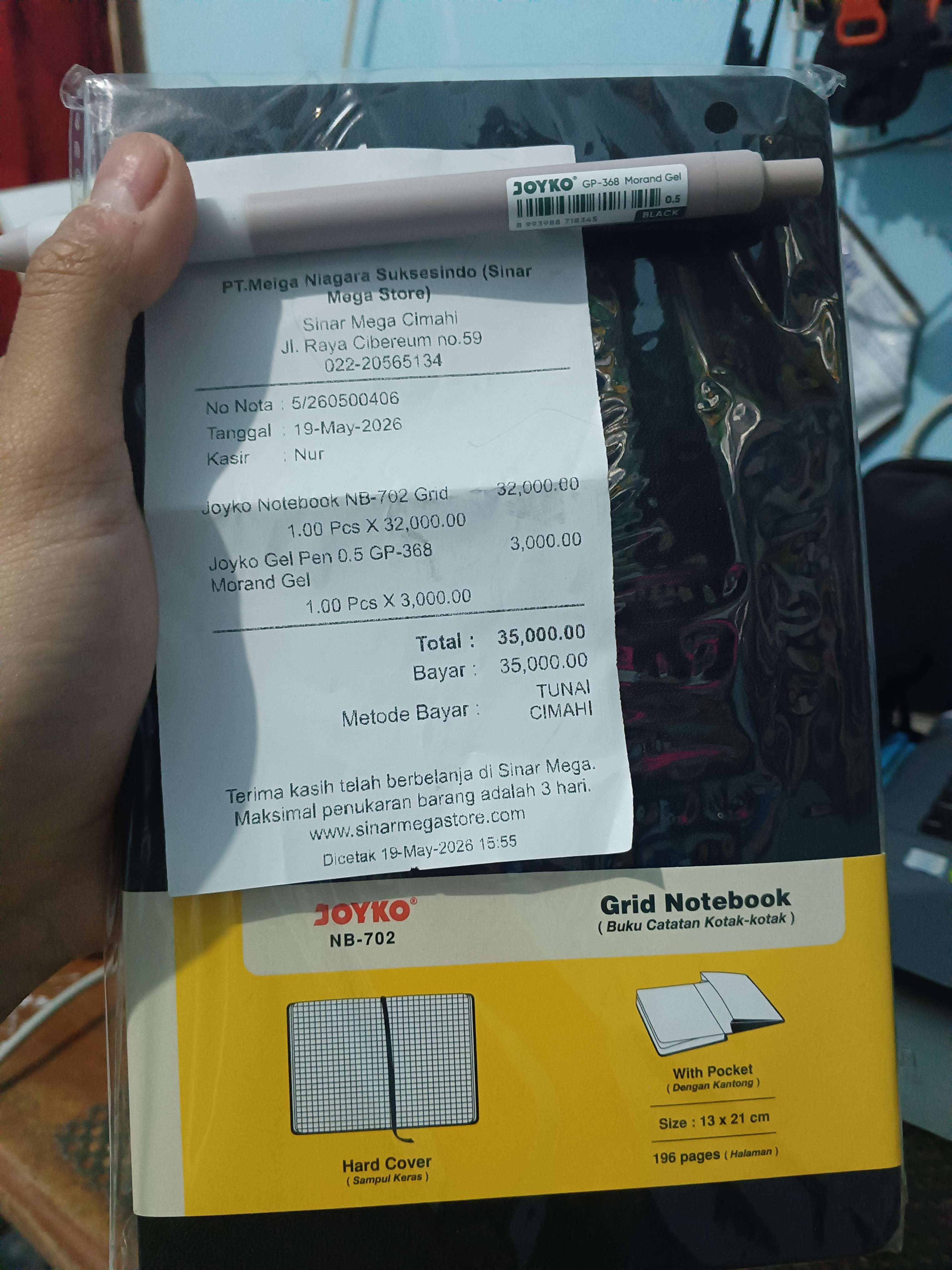 Buku dan struk