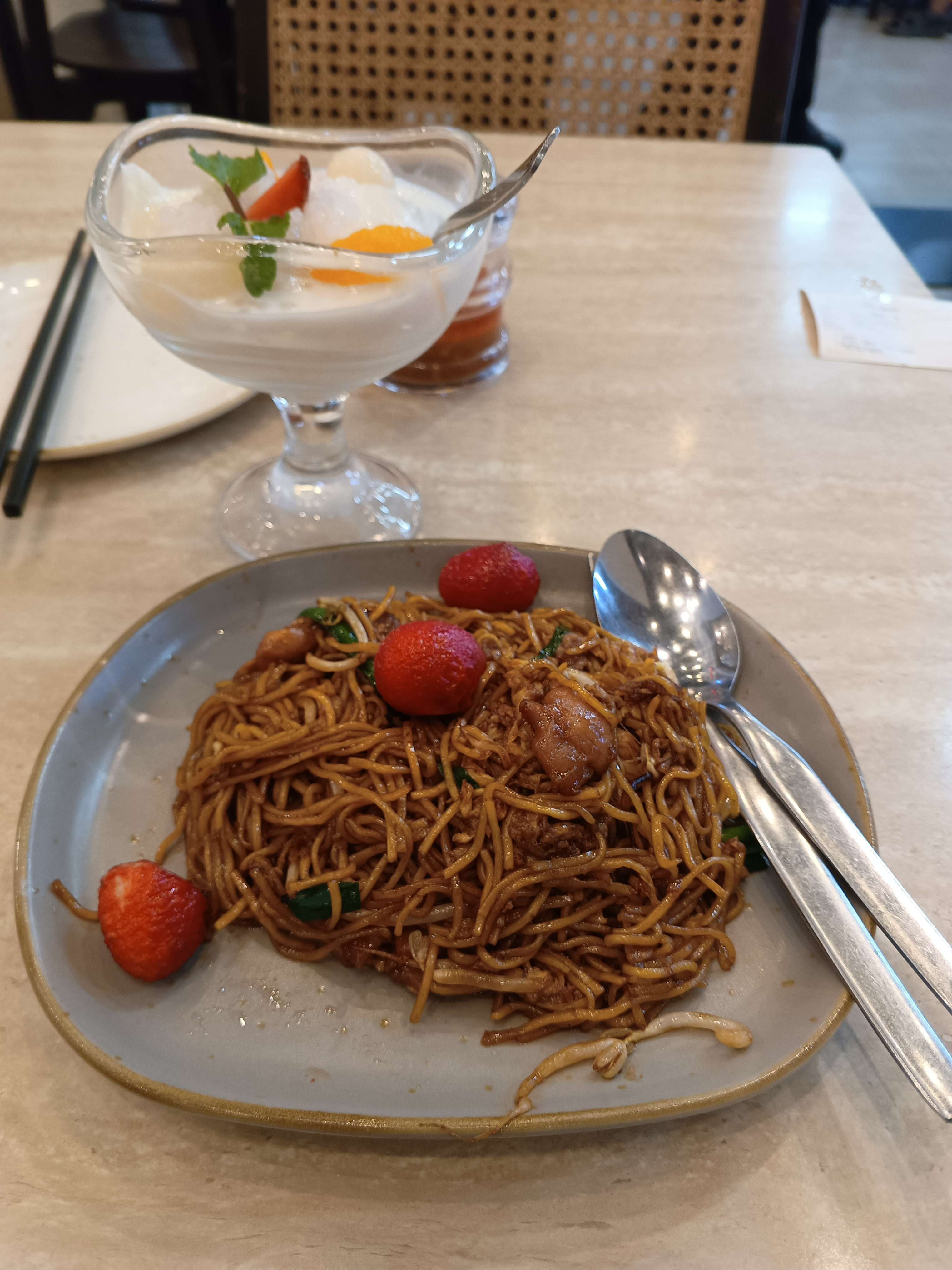 Mie Ulang Tahun