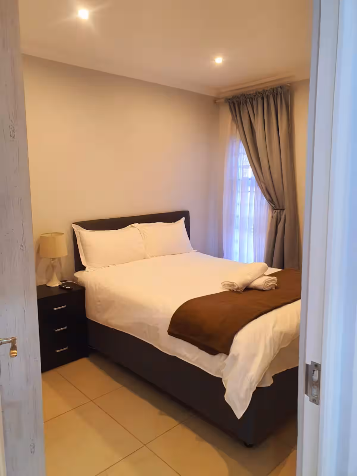 Mountain View Room