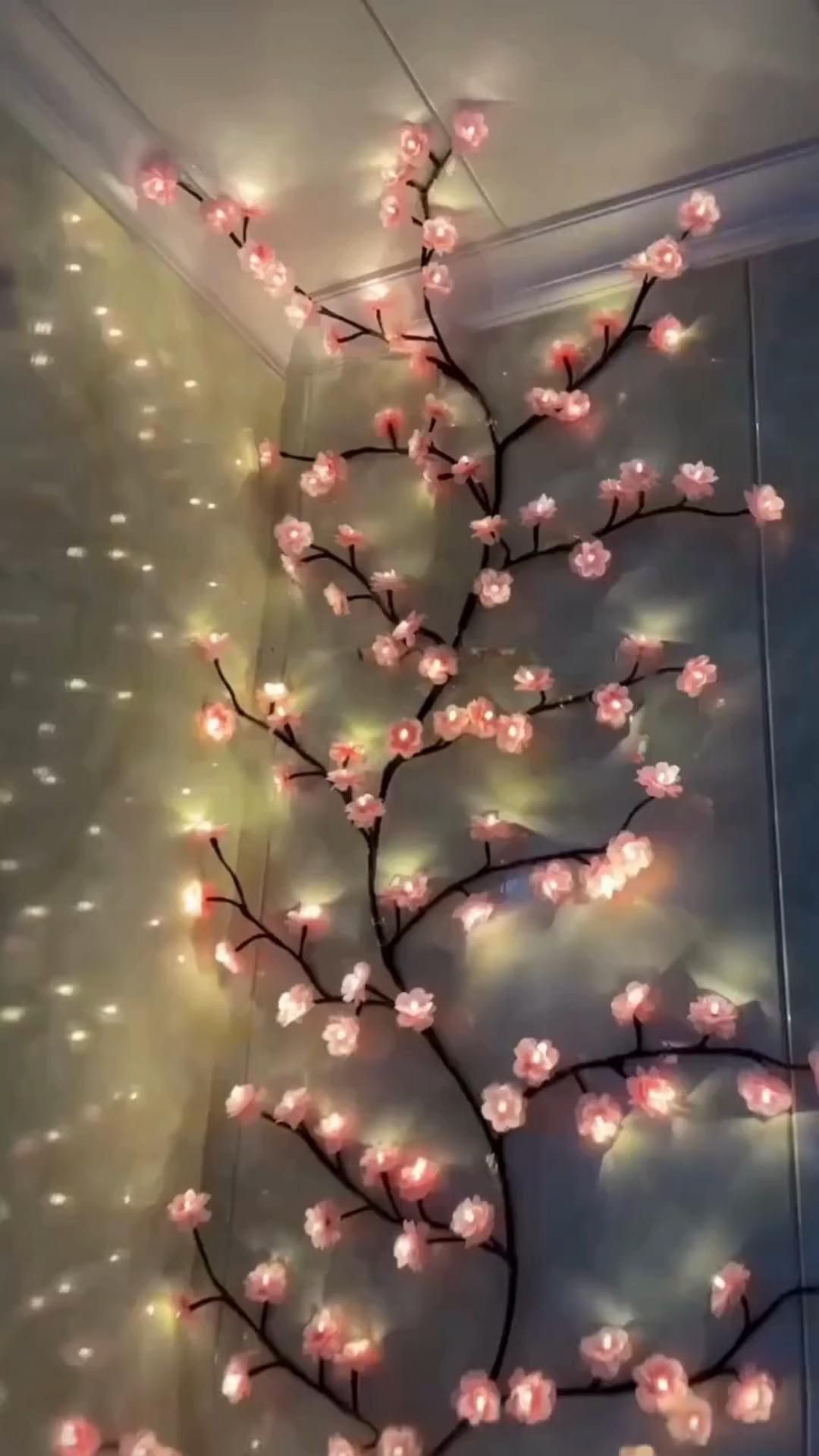 شجرة الساكورا 🌸
