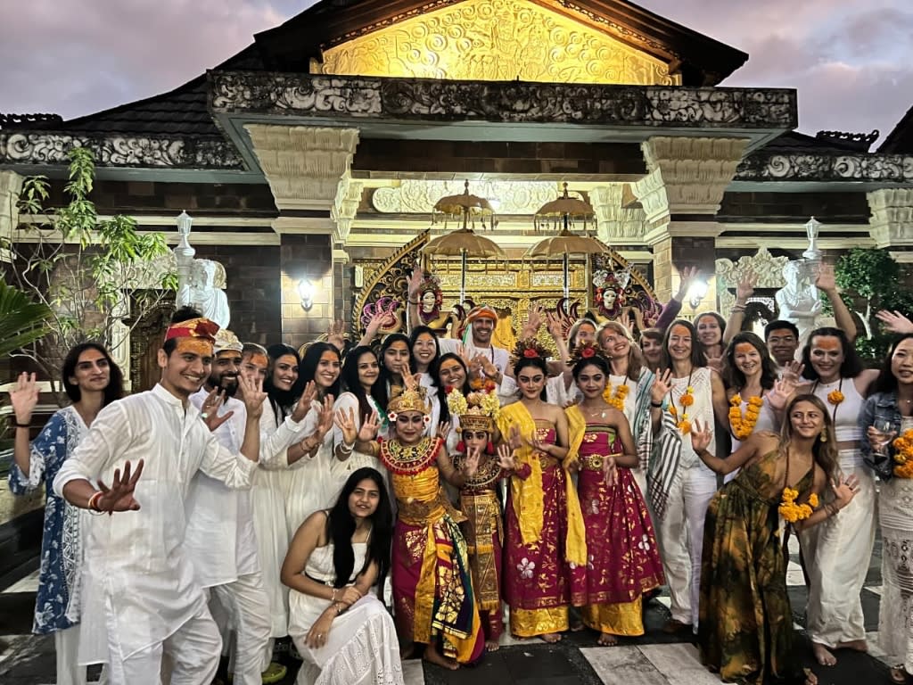Balinese Dance Performance