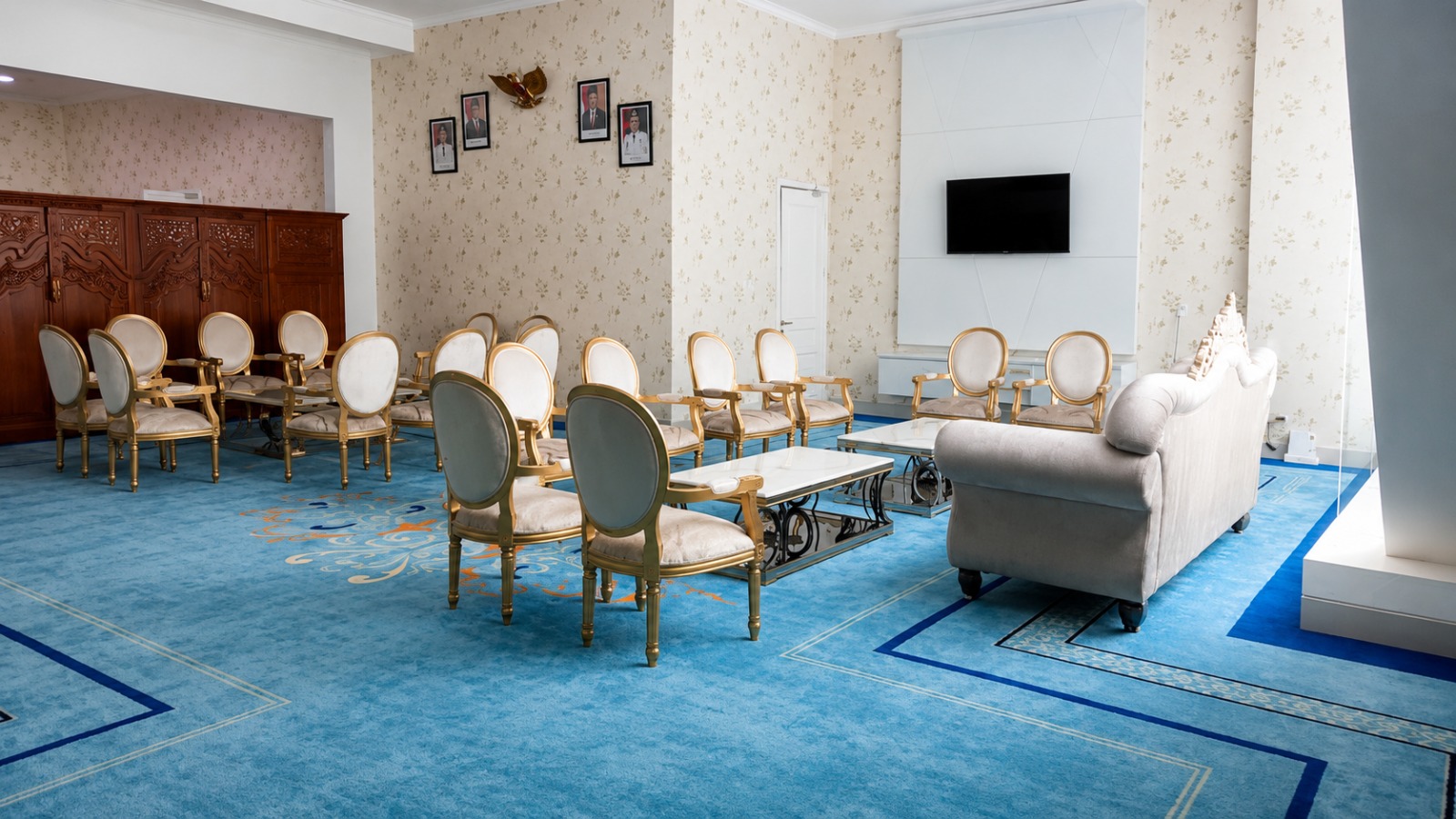 Custom Office Carpet — Professional Grade