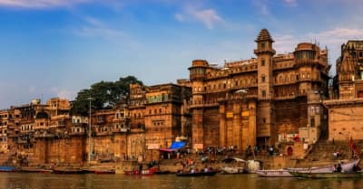 Annakut at the Annapurna temple: the golden goddess Kashi sees three days a year