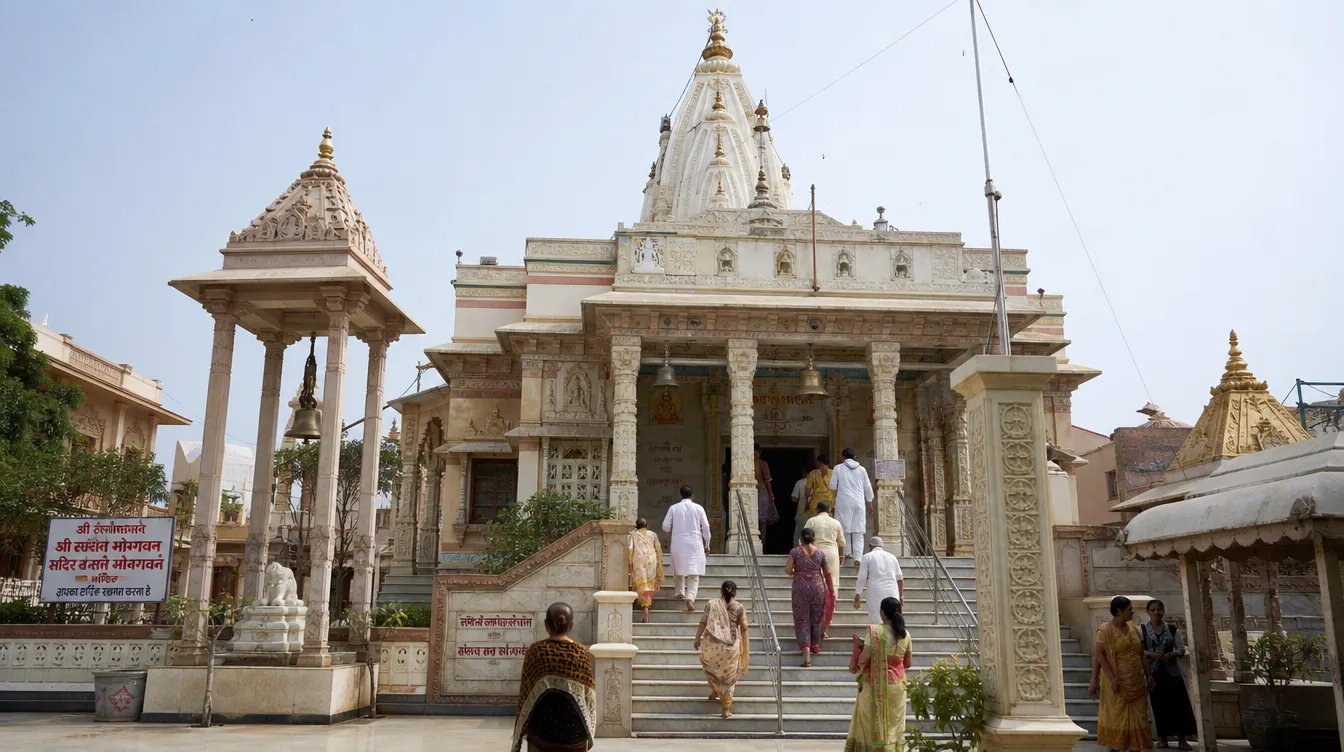 Shri Rishabhdev Digambar Jain Mandir Ayodhya - The magnificent 31-foot statue of Adinath at Badi Murti