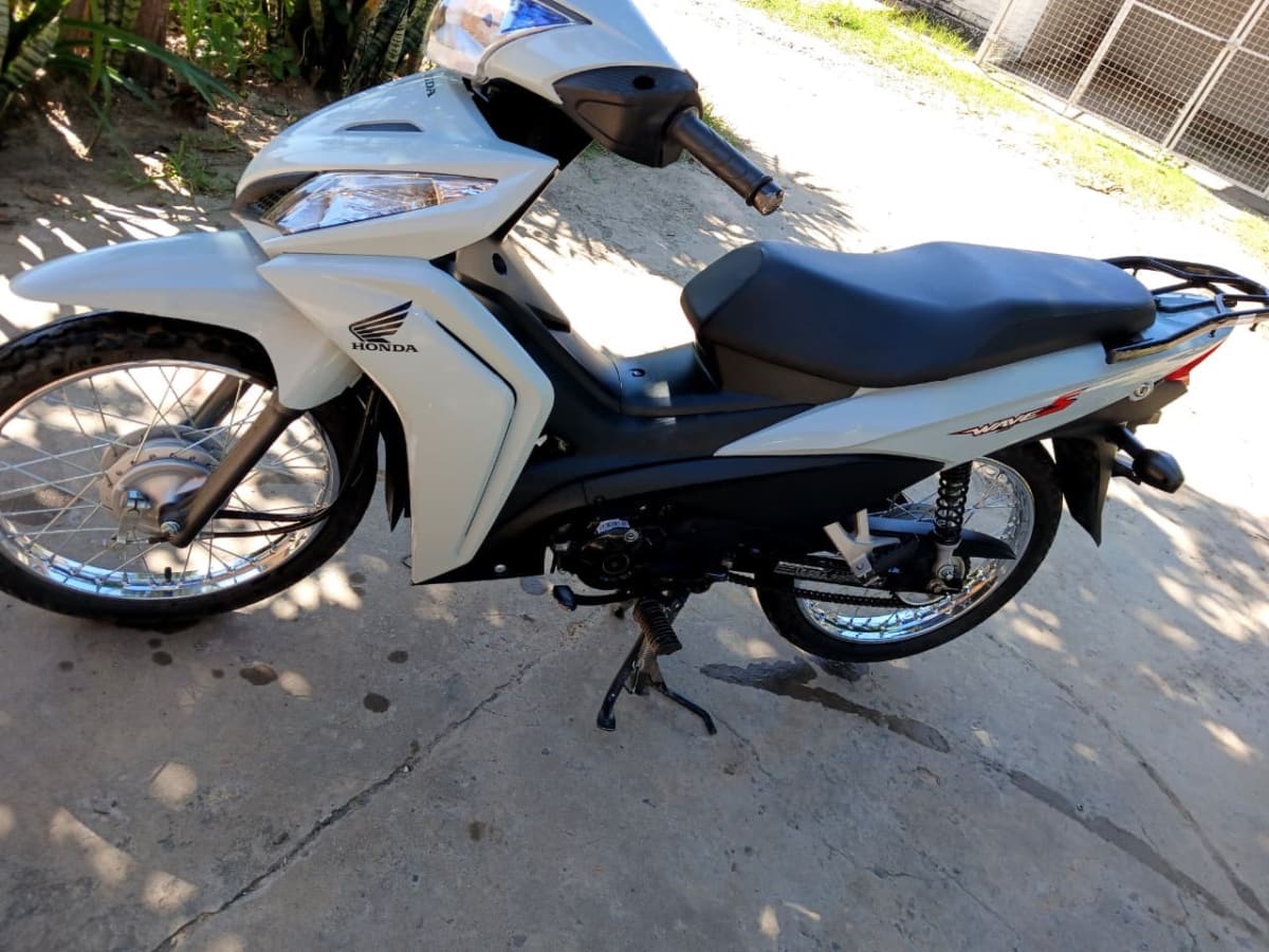 Honda Wave modelo 2025 impecable — imagen 2