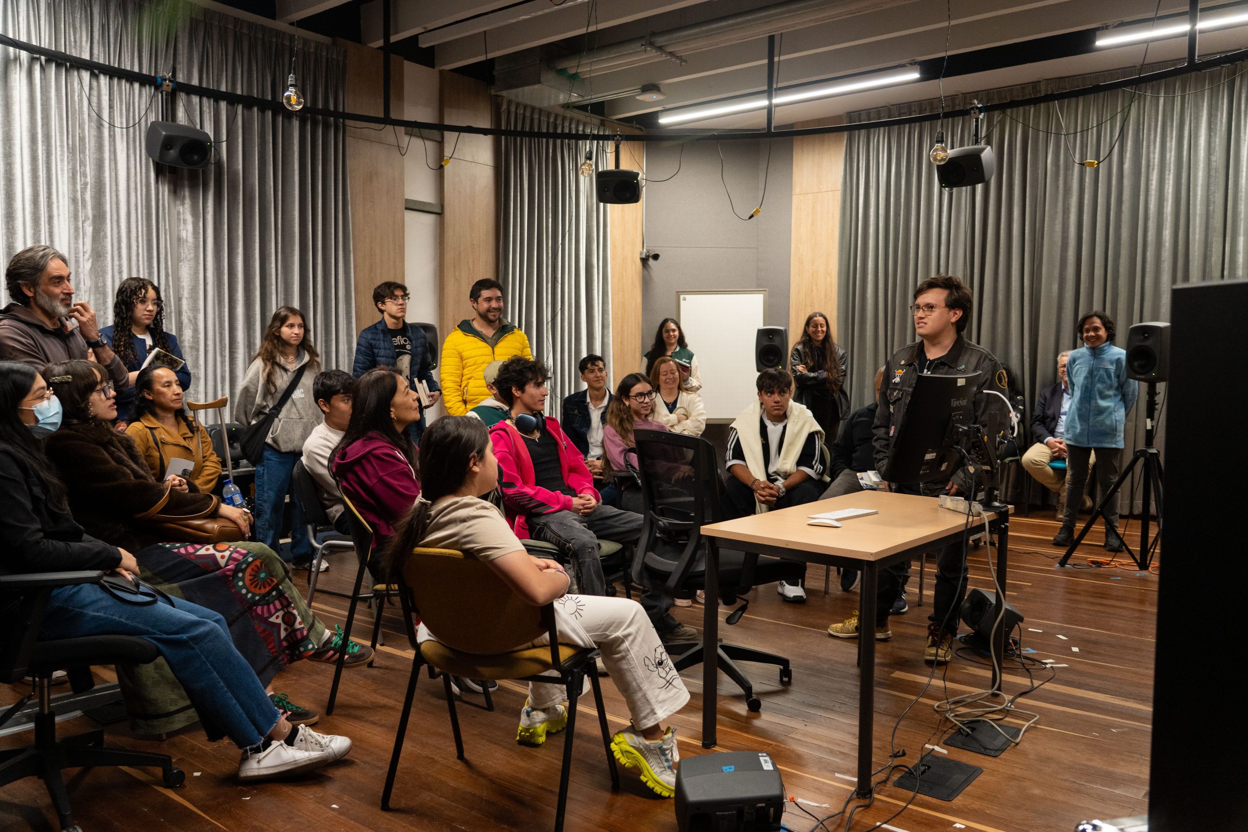 Consolidación del laboratorio EdEx para innovación educativa y aprendizaje experiencial