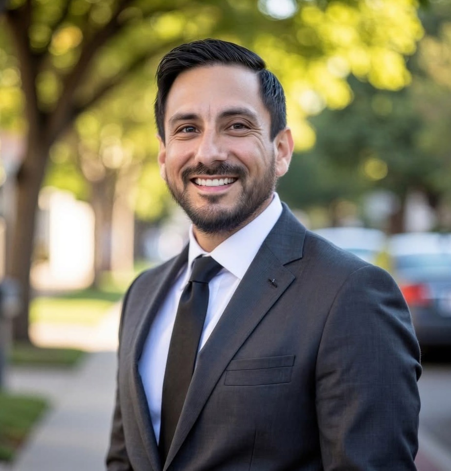 Pablo Luna, local insurance agent