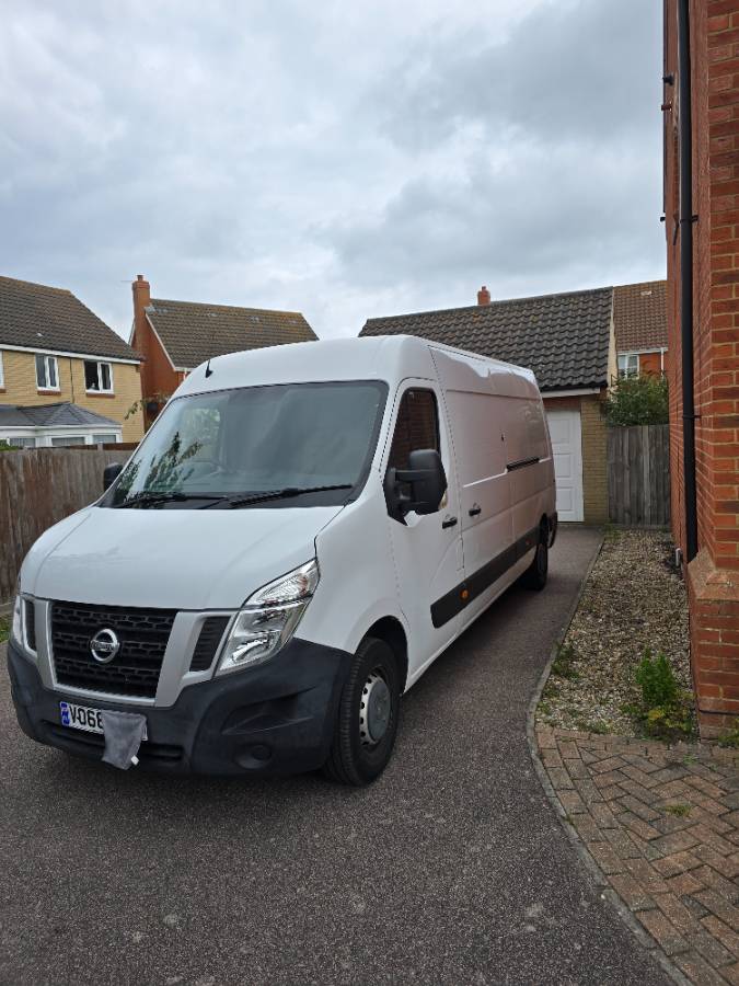Nissan NV400 LWB