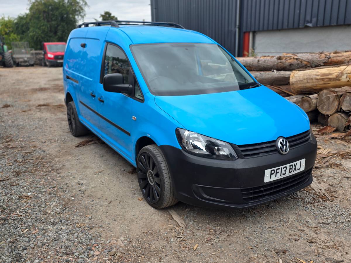 Low Mileage Volkswagen Caddy Maxi 2013