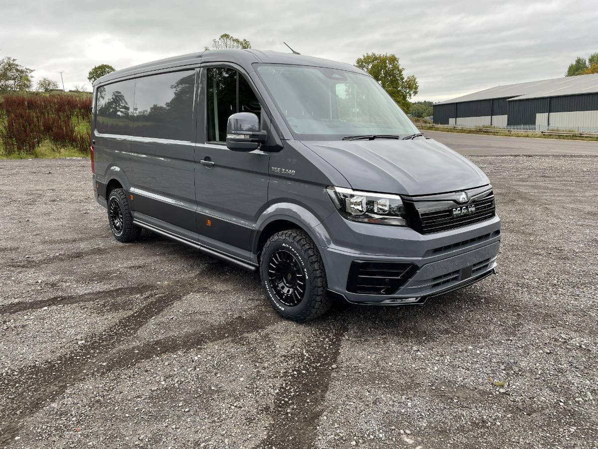 MAN TGE 3140D LION XC FWD MEDIUM WHEELBASE MEDIUM ROOF 