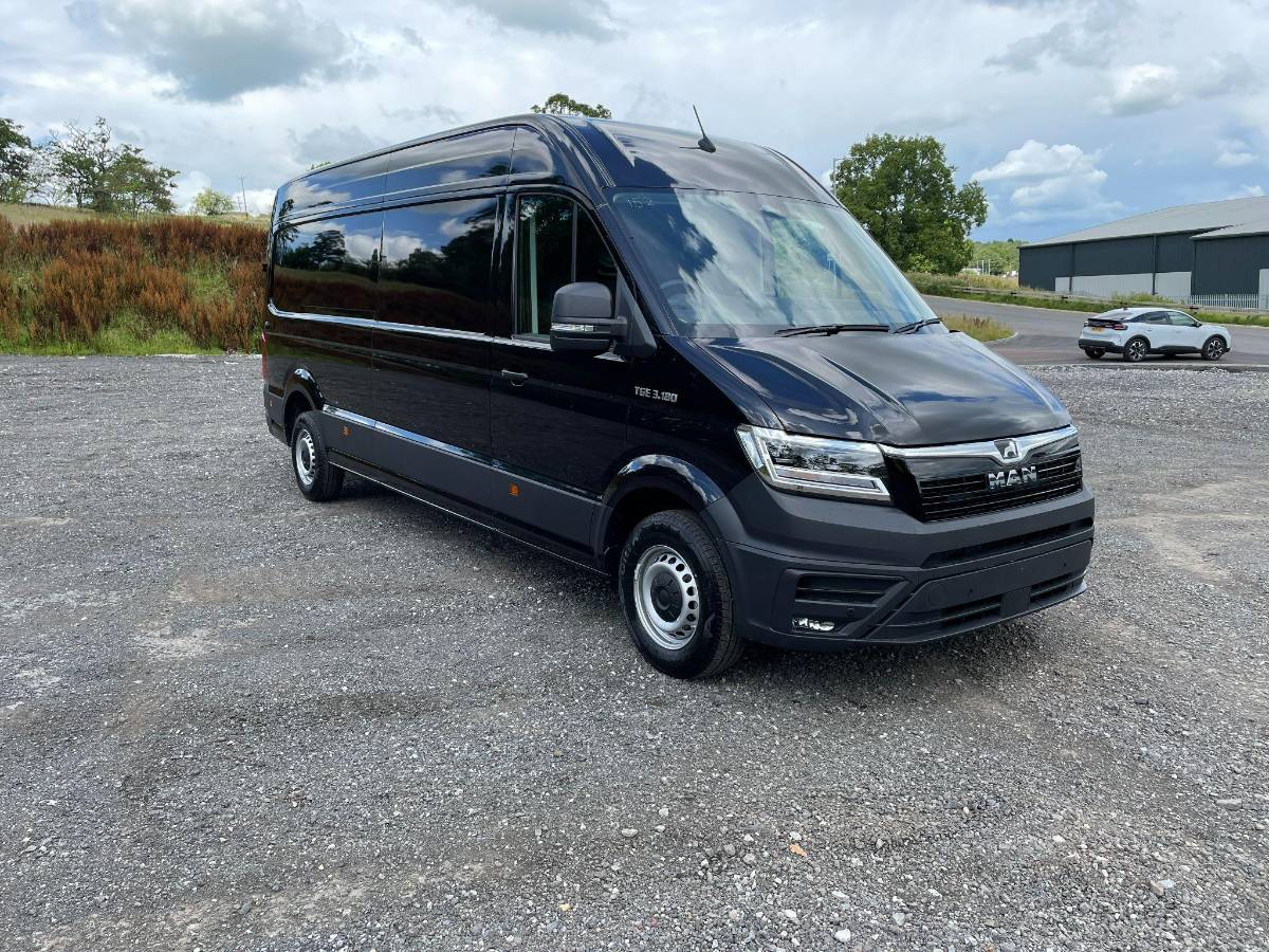 MAN TGE 3180D LION XS BI TURBO LONG WHEELBASE HIGH ROOF 