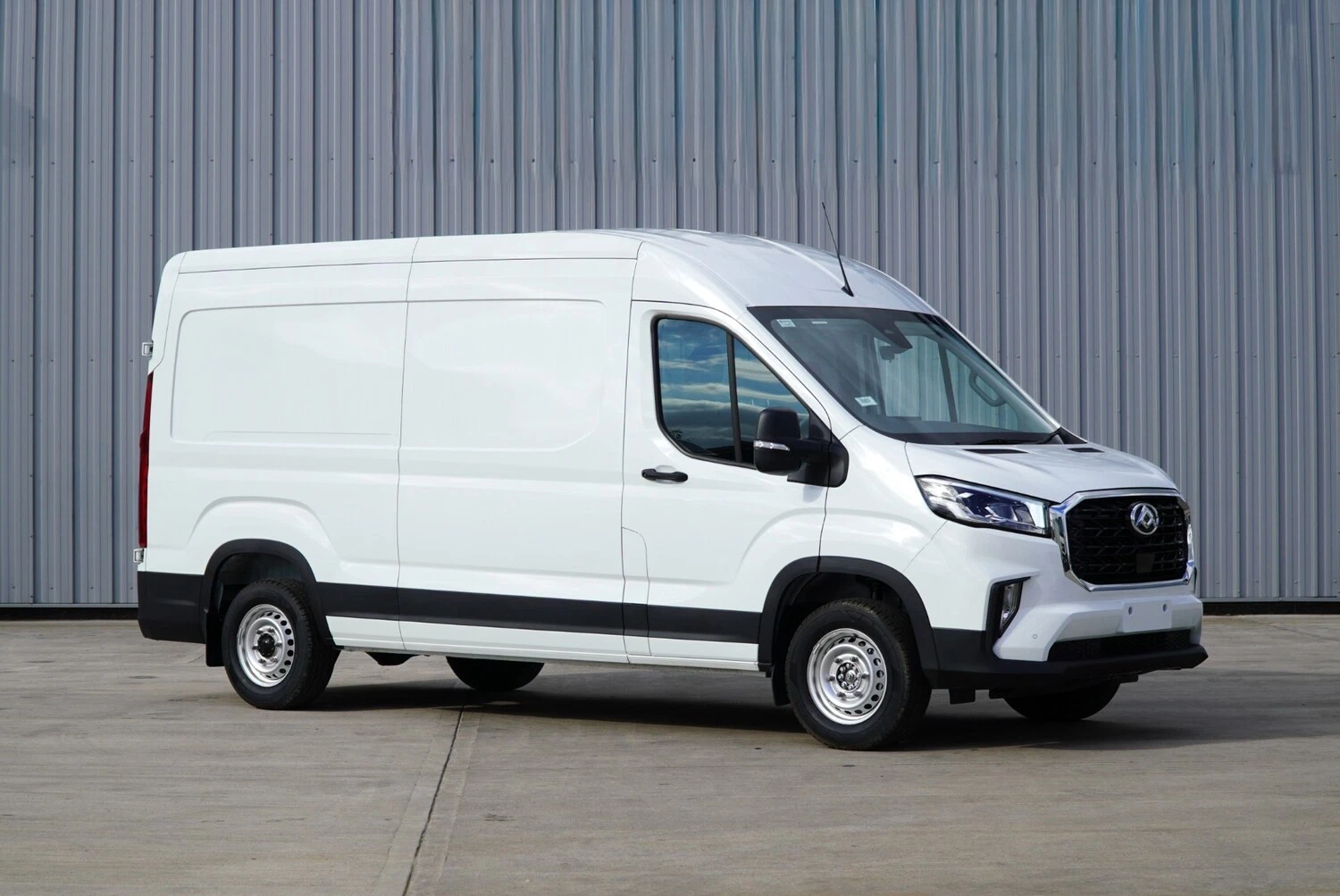 Maxus Deliver 9 Call to discuss your fleet deal 