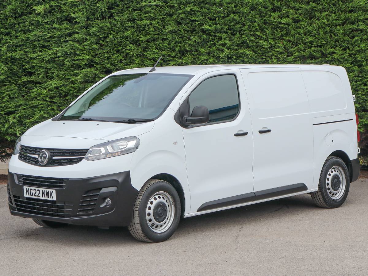2022 (22) Vauxhall Vivaro 2700 Dynamic 1.5 Turbo D 120bhp 6 Speed L1 Swb Panel Van
