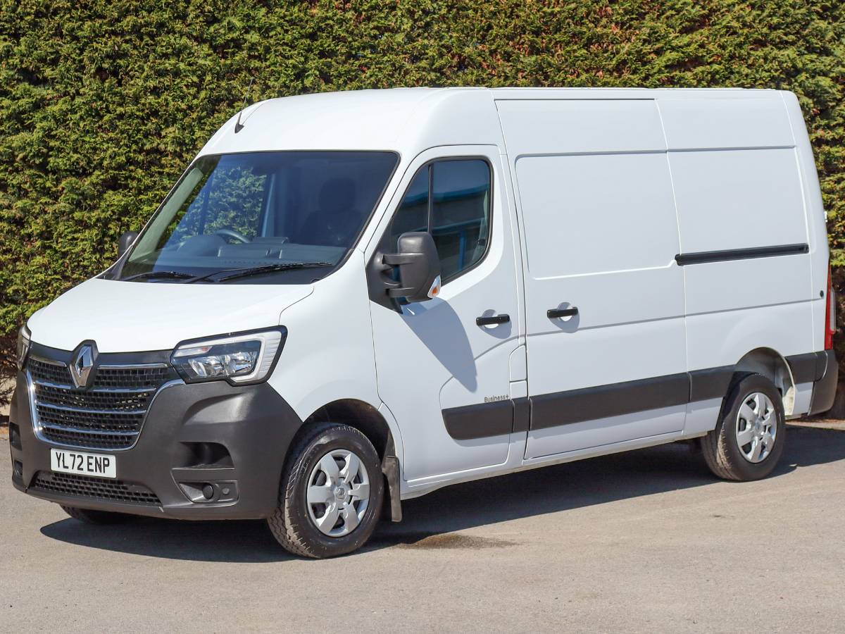 2023 (72) Renault Master MM35 Business+ 2.3dci, 135bhp, L2h2 MWB Van
