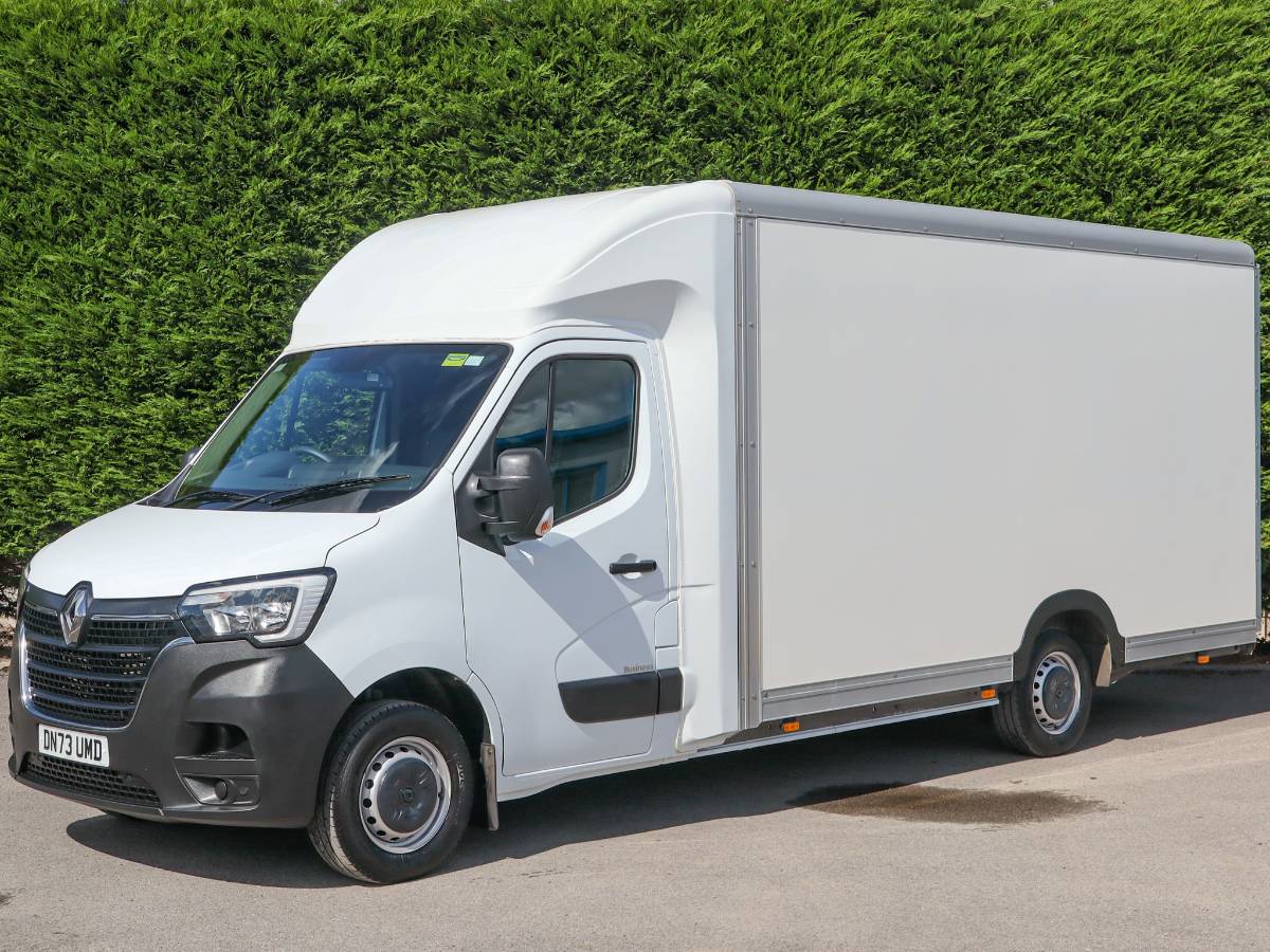 2023 (73) Renault Master LL35 Business Energy 15'9" / 4.8m Extra LWB Lo Loader Luton Box Van