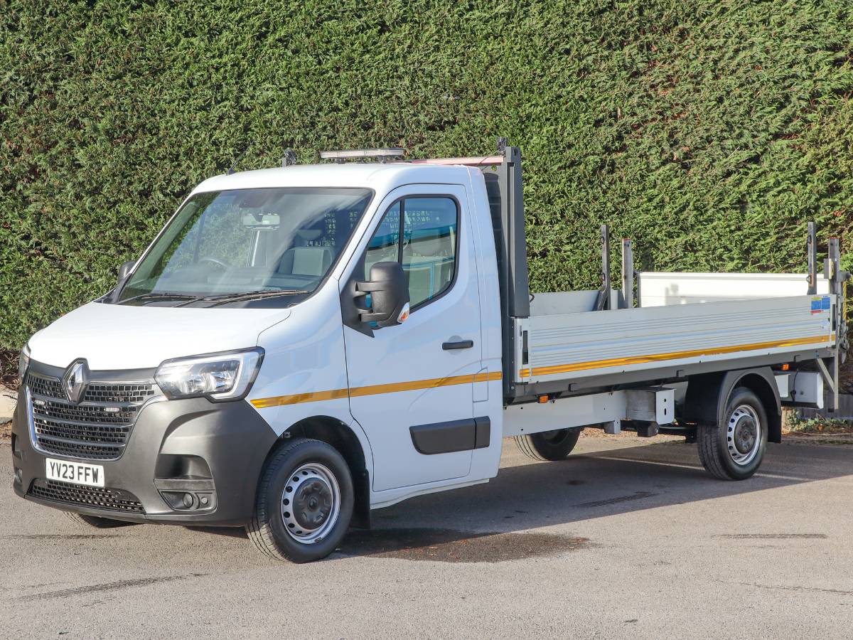 2023 (23) Renault Master LL35 FWD Business Energy 13'2" / 4M LWB Dropside Pick Up