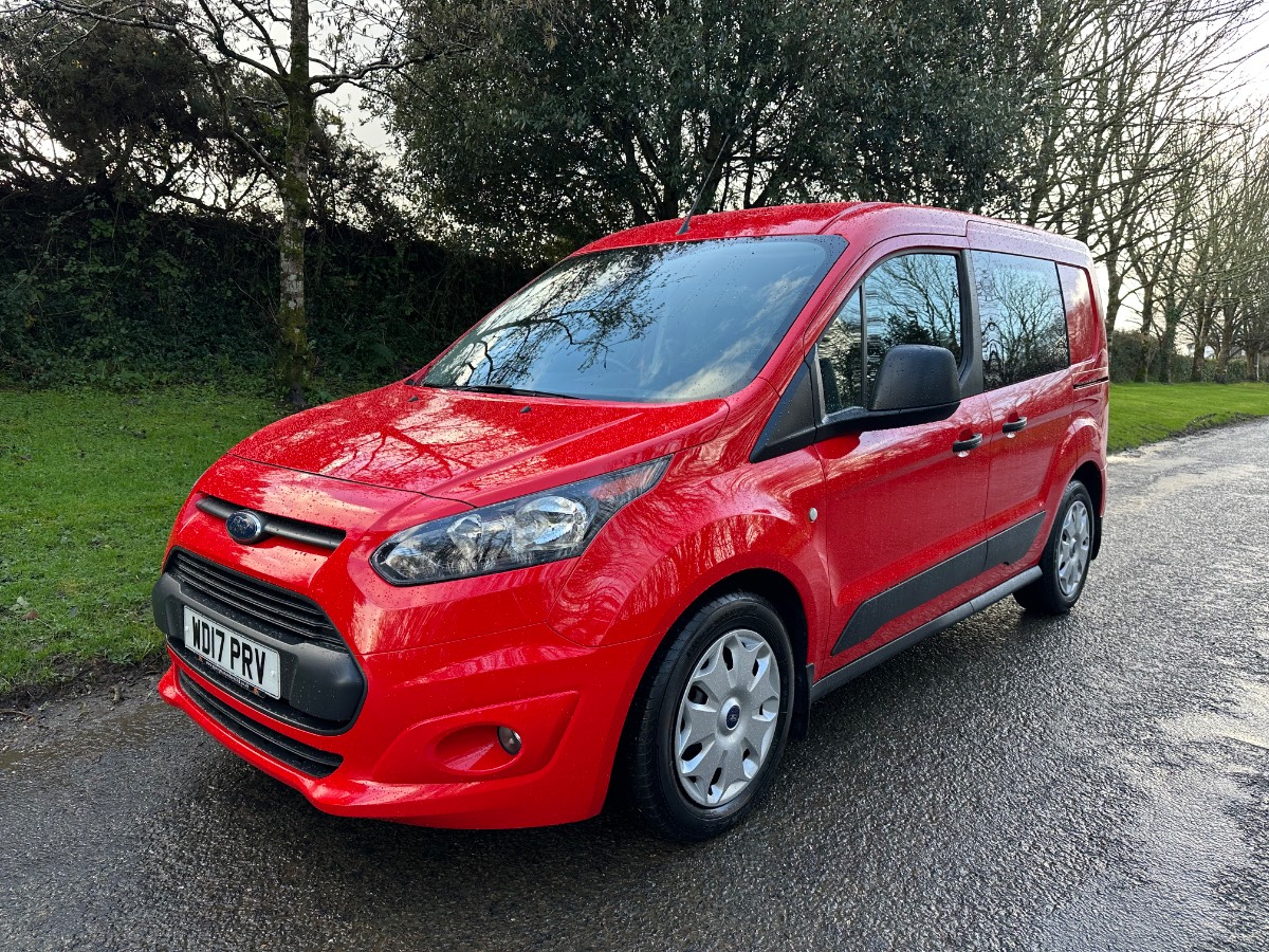 2017 (17) FORD TRANSIT CONNECT TREND 220 L1 1.5 TDCI [EURO 6] SWB 5 SEAT CREW VAN - ONLY 54000 MILES!