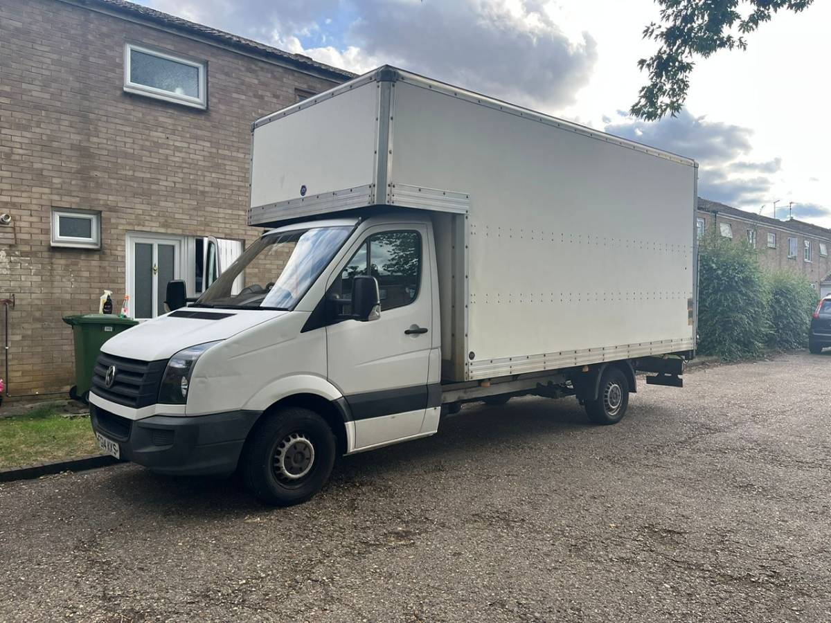 Volkswagen Crafter Luton Box Tail Lift Van CR35 2.0 TDI