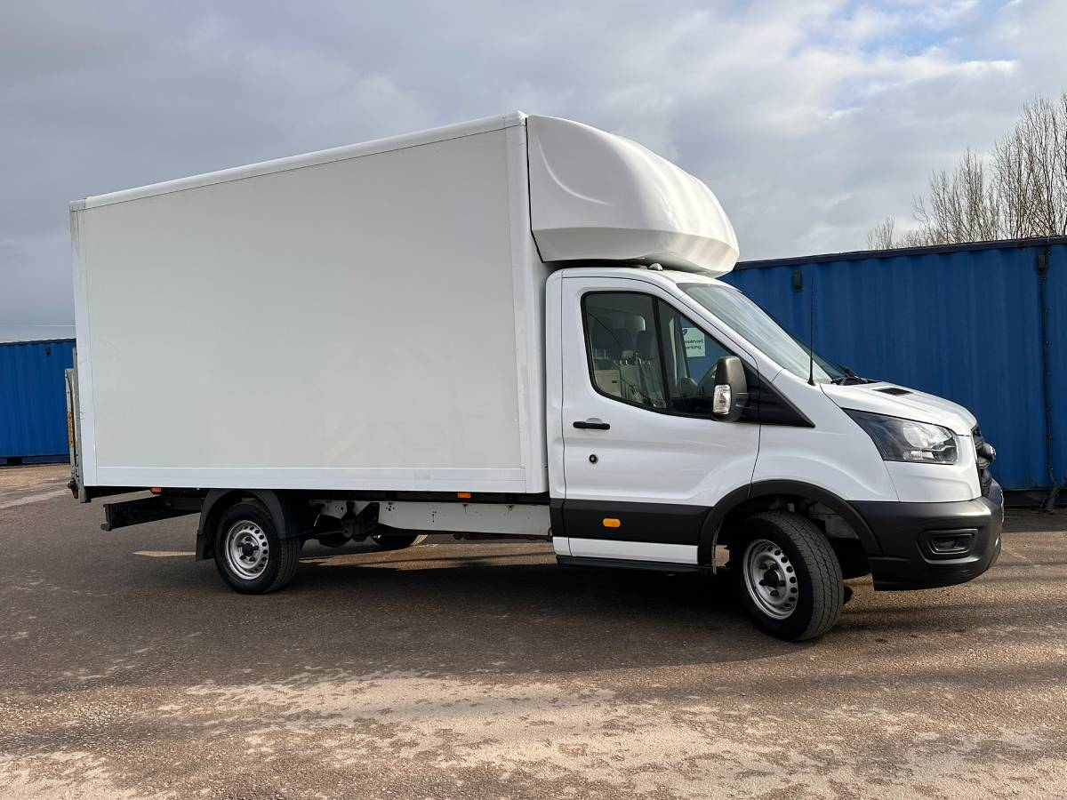 🚛 2021 Ford Box Van + Tail Lift – Low 38k Miles – Work-Ready – VAT Qualifying!