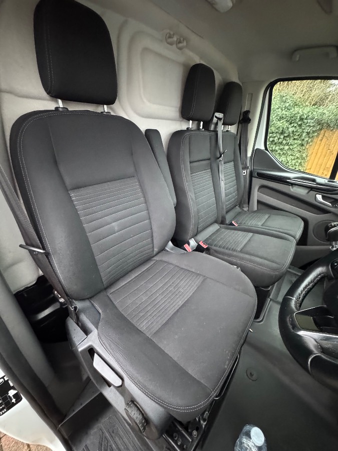 Ford Transit Custom 2.0 280 EcoBlue Limited – L1 H1 (SWB, Low Roof)