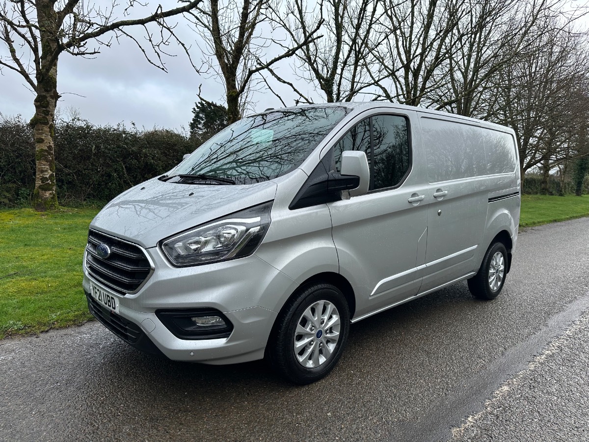 2021 (21) FORD TRANSIT CUSTOM 340 LIMITED L1 2.0 TDCI ECOBLUE 130BHP [EURO 6] SWB VAN - ONLY 45000 MILES