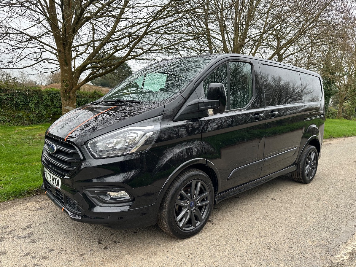 2023 (73) Ford Transit Custom 290 Sport L1 H1 2.0 Tdci EcoBlue 170BHP Swb Van - Only 11000 Miles!!