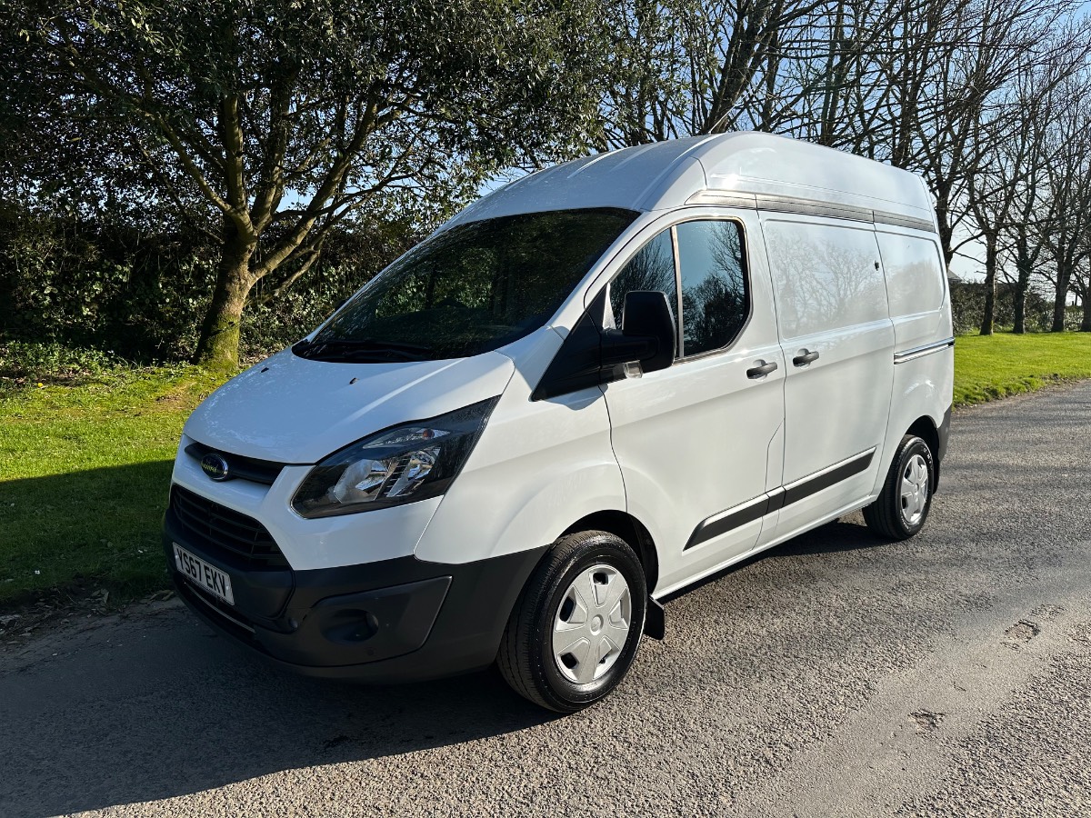 2018 (67) FORD TRANSIT CUSTOM 290 L1 H2 2.0 TDCI ECOBLUE [EURO 6] SWB HIGH ROOF VAN 