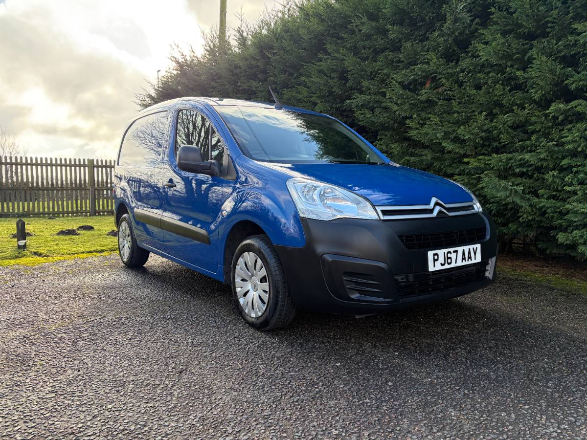 Citroen Berlingo Enterprise 100 850 - Belt/Pump, FSH, A/C, Cruise, 2 keys